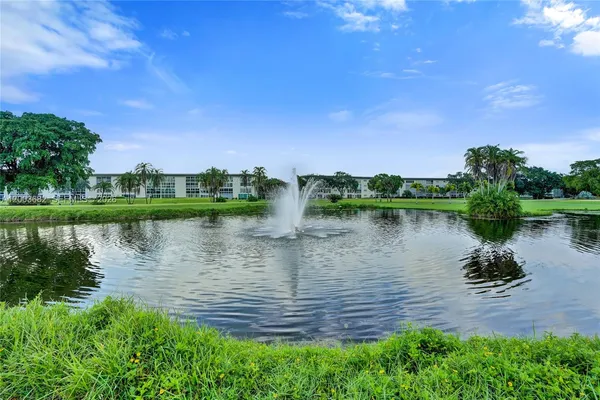 $1,800 | 3001 Portofino Isle, Unit K2, Coconut Creek, FL 33066