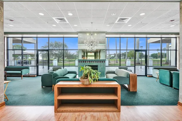 $1,800 | 3001 Portofino Isle, Unit K2, Coconut Creek, FL 33066