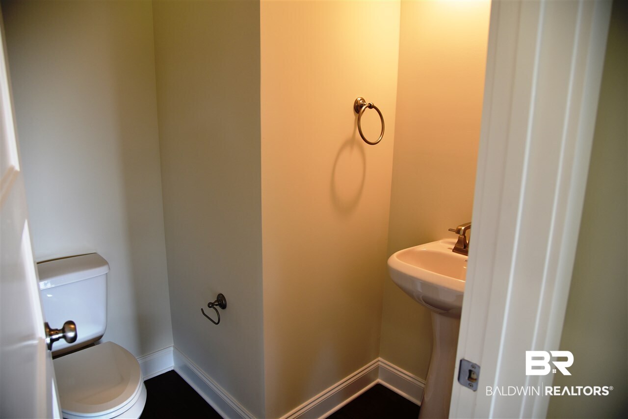 276 Garrison Boulevard Fairhope, AL 36532 - Photo 3 of 16