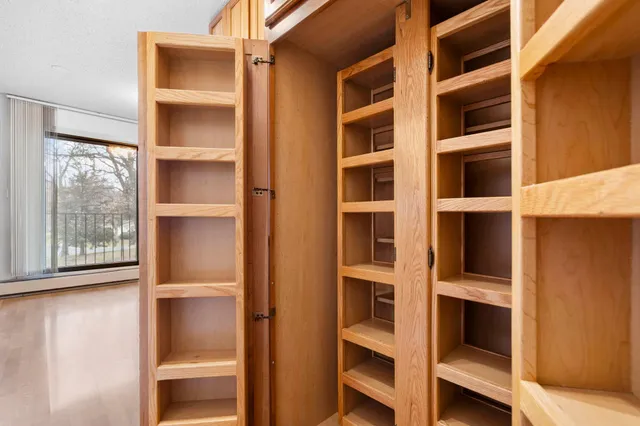 $129,900 | 3431 Kent Street, Unit 801, Shoreview, MN 55126