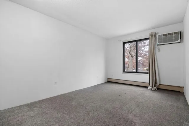 $129,900 | 3431 Kent Street, Unit 801, Shoreview, MN 55126