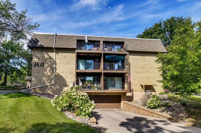 $129,900 | 3431 Kent Street, Unit 801, Shoreview, MN 55126