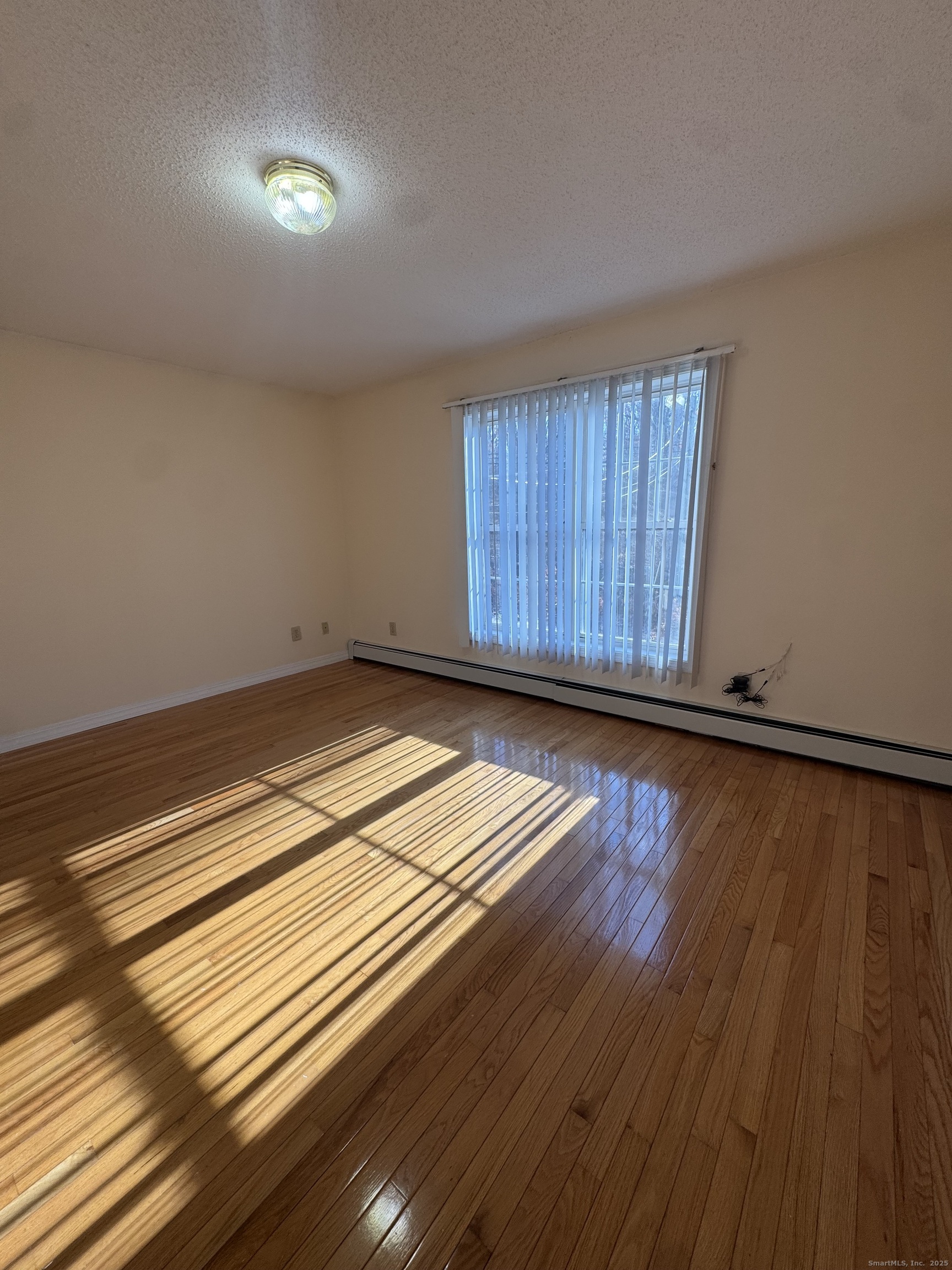 1 Long Society Road Norwich, CT 06365 - Photo 11 of 27