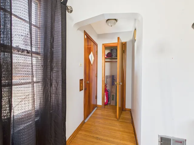 $285,000 | 4312 Wenonah Avenue, Stickney, IL 60402