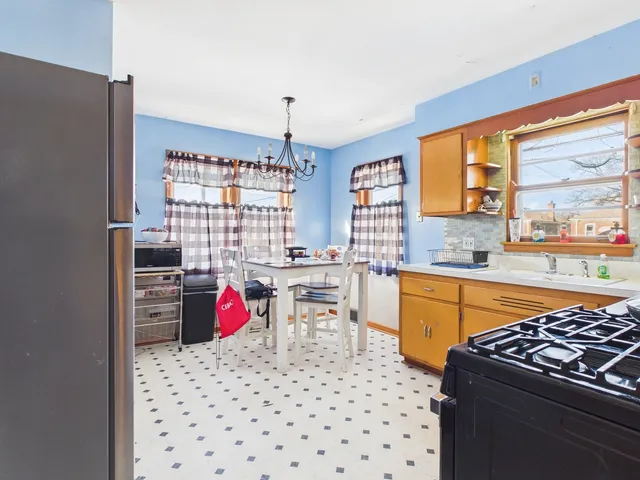 $285,000 | 4312 Wenonah Avenue, Stickney, IL 60402