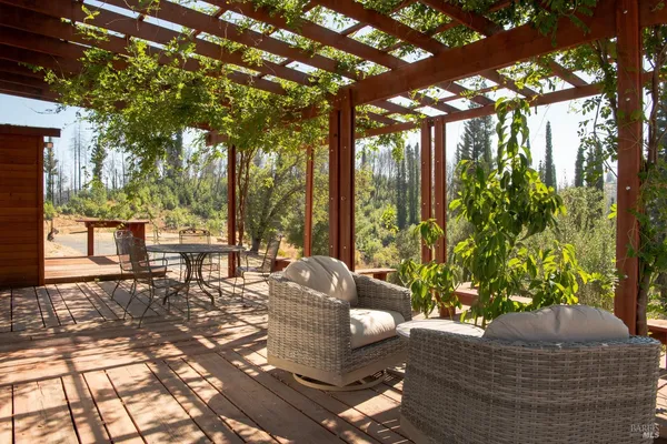 $777,000 | 9451 Mill Creek Road, Healdsburg, CA 95448