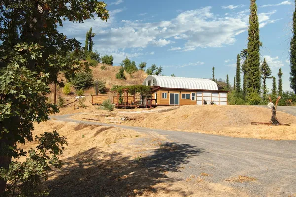 $777,000 | 9451 Mill Creek Road, Healdsburg, CA 95448