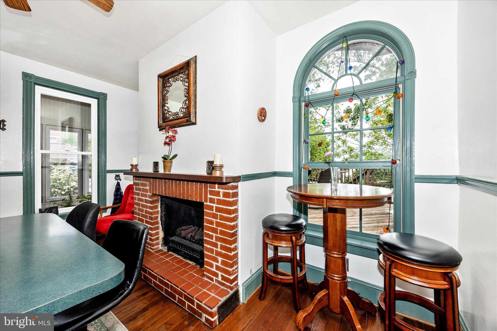 124 East Main Street Middletown, MD 21769 - Photo 21 of 58 Breakfast Nook