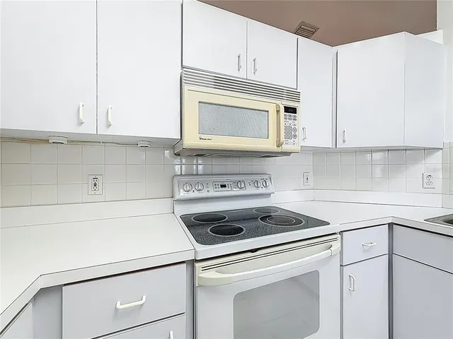 $220,000 | 6175 Southwest 98th Loop, Ocala, FL 34476