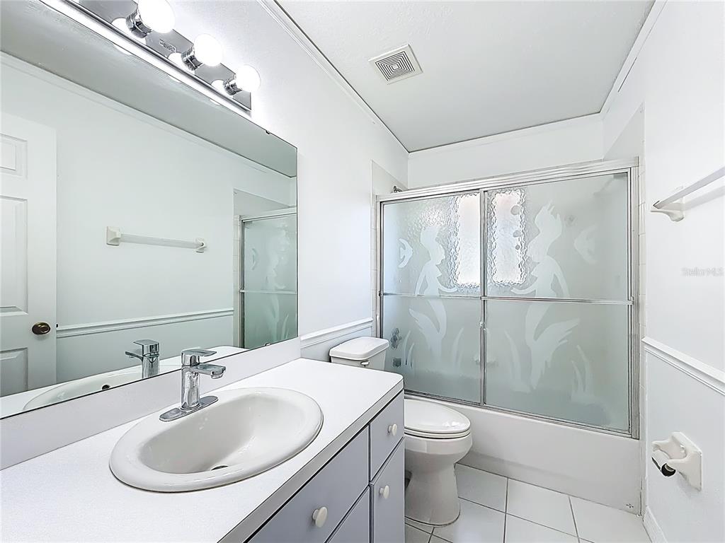 6175 Southwest 98th Loop Ocala, FL 34476 - Photo 28 of 56 a bathroom with a sink toilet and shower