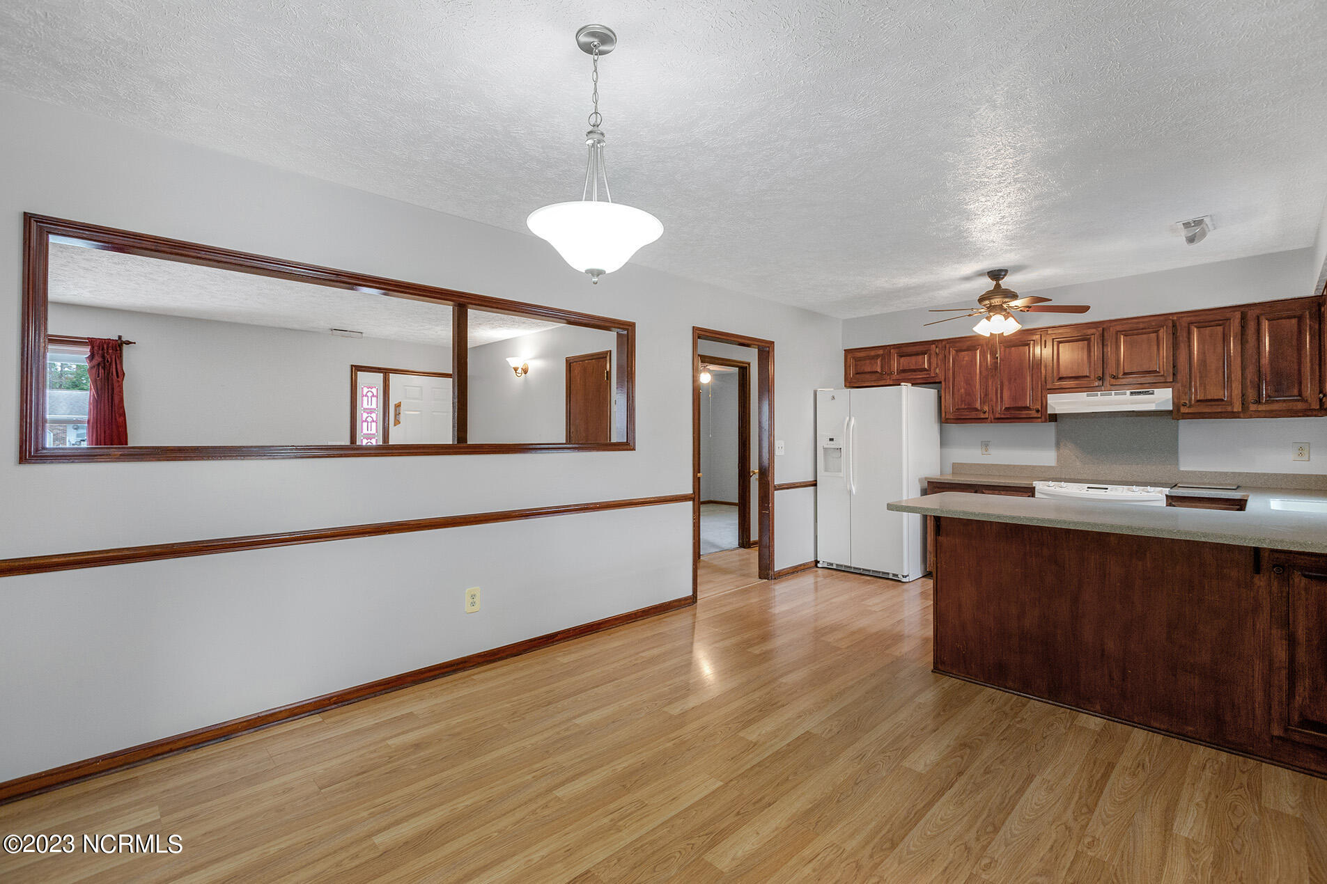 169 Beawood Road Wilmington, NC 28411 - Photo 14 of 36 Beawood169-4DRShaneL33A0377-CR2
