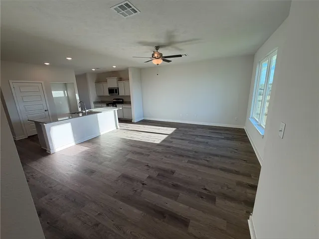 $285,600 | 116 Hejl Drive, Caldwell, TX 77836