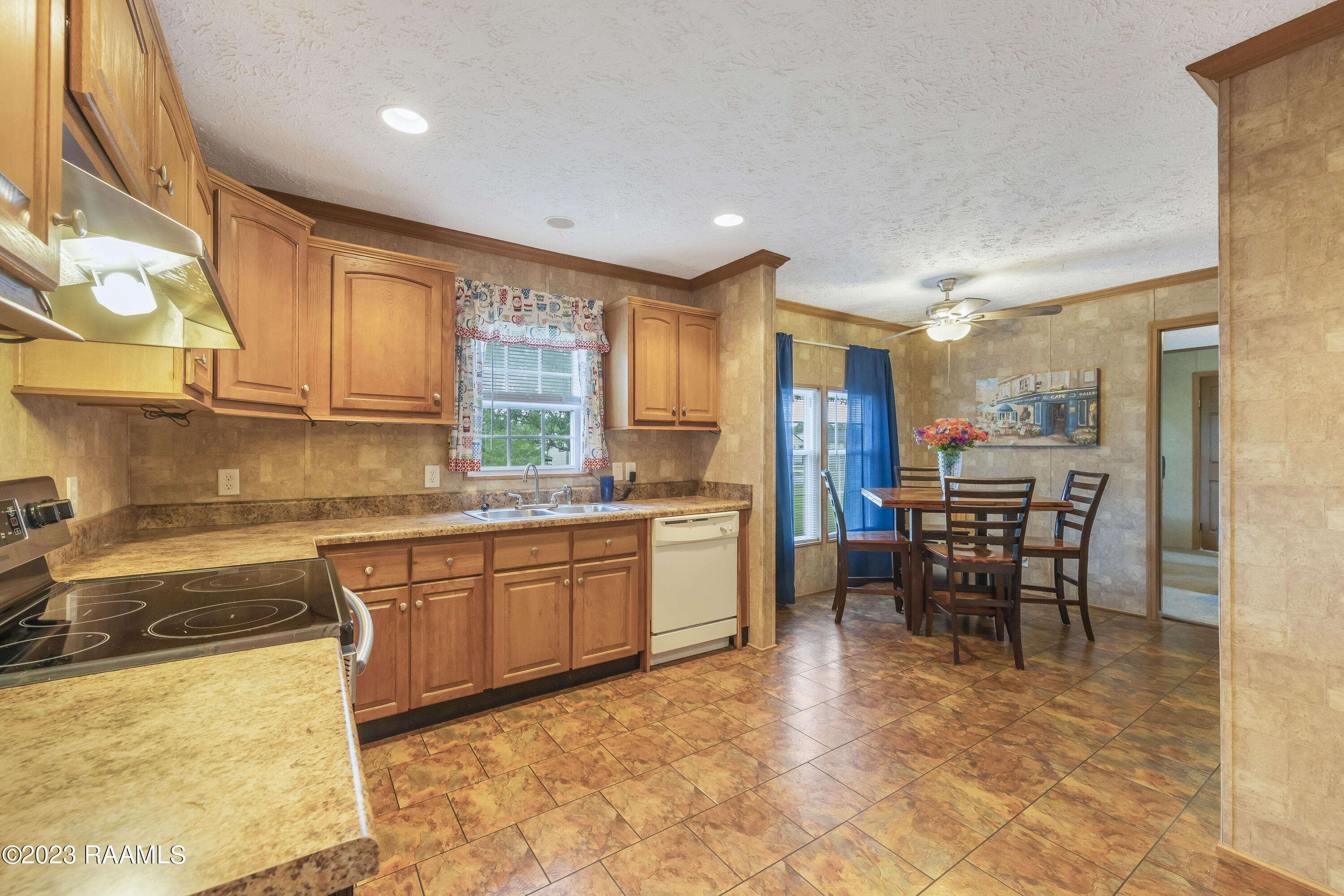 256 Vautrot Road Sunset, LA 70584 - Photo 6 of 31 256Vautrot-28