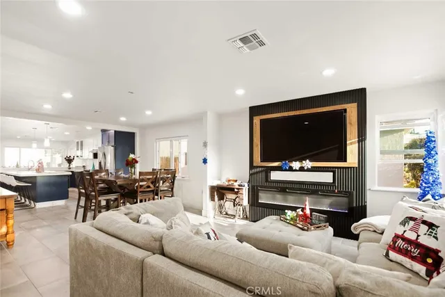 $879,000 | 11077 See Drive, Whittier, CA 90606