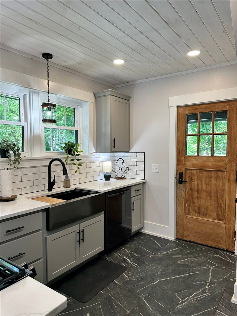 1207 Main Street East Rochester, NY 14445 - Photo 4 of 24 Gallery Image 4