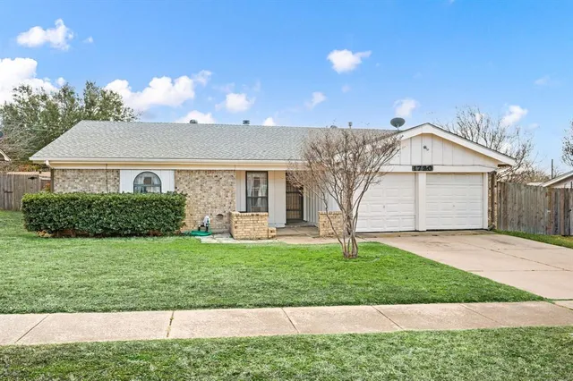 $329,900 | 1720 Winchester Way, Bedford, TX 76022