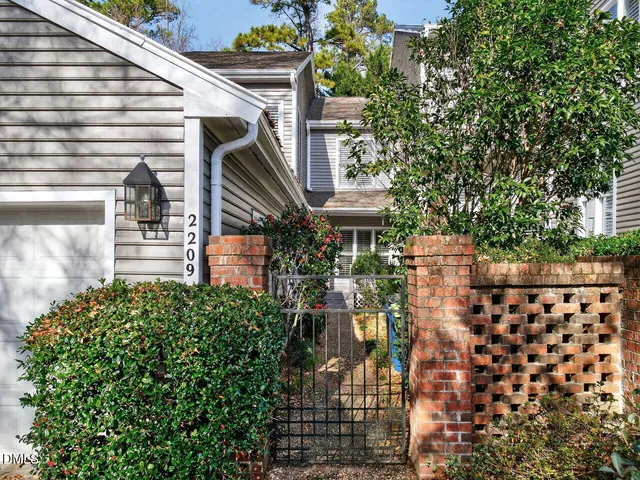 a view of street with building