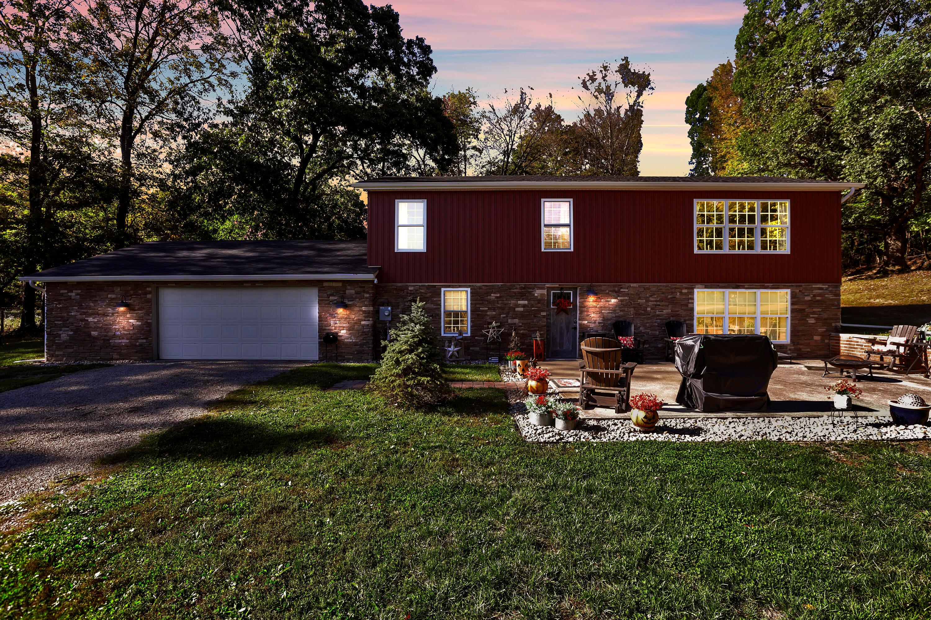 5470 Pleasant Chapel Road Heath, OH 43056 - Photo 5 of 29 1-print-Twilight