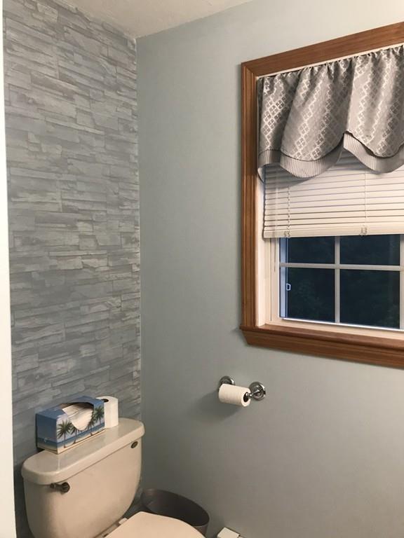 196 Charlton Road Spencer, MA 01562 - Photo 20 of 21 Gallery Image 20