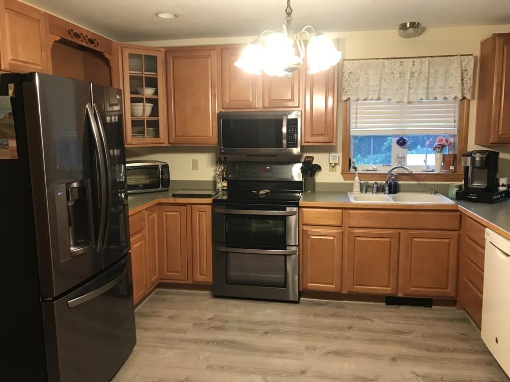196 Charlton Road Spencer, MA 01562 - Photo 5 of 21 Gallery Image 5