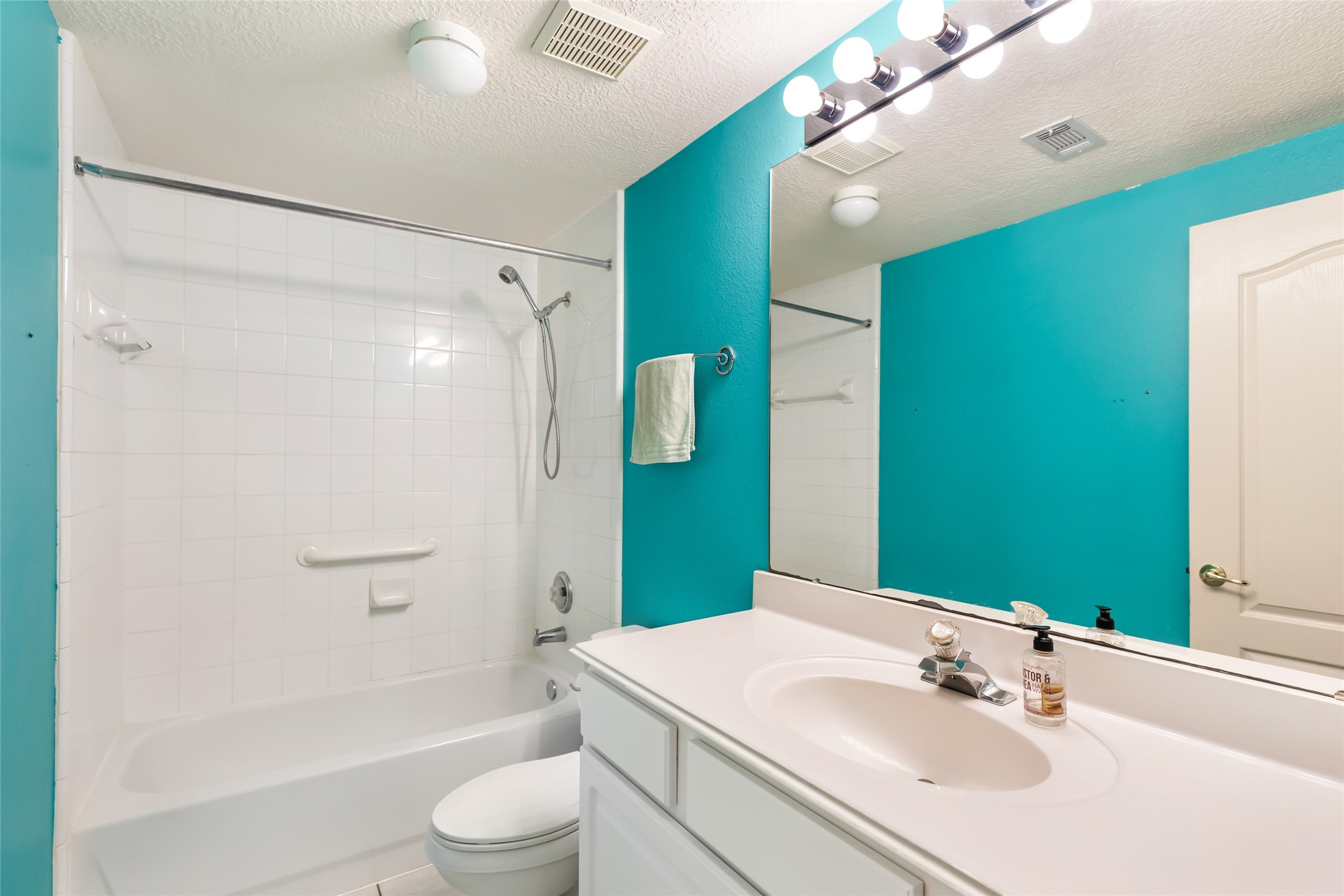 123 Burwell Road Highlands, TX 77562 - Photo 13 of 25 Overnight guests can enjoy their own full size bathroom
