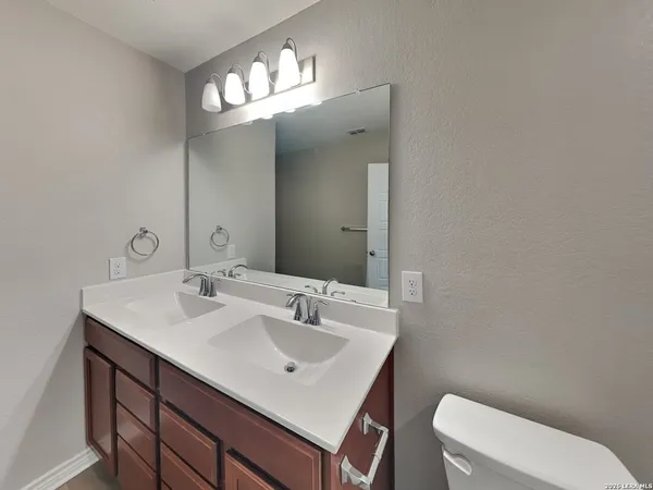 $1,749 | 2631 Green Leaf Way, San Antonio, TX 78244