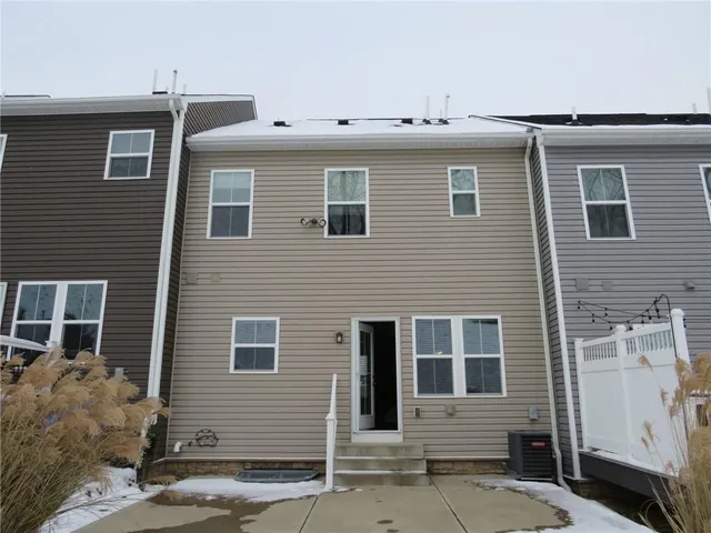 $343,900 | 1414 Deer Creek Crossing Drive, Canonsburg, PA 15317