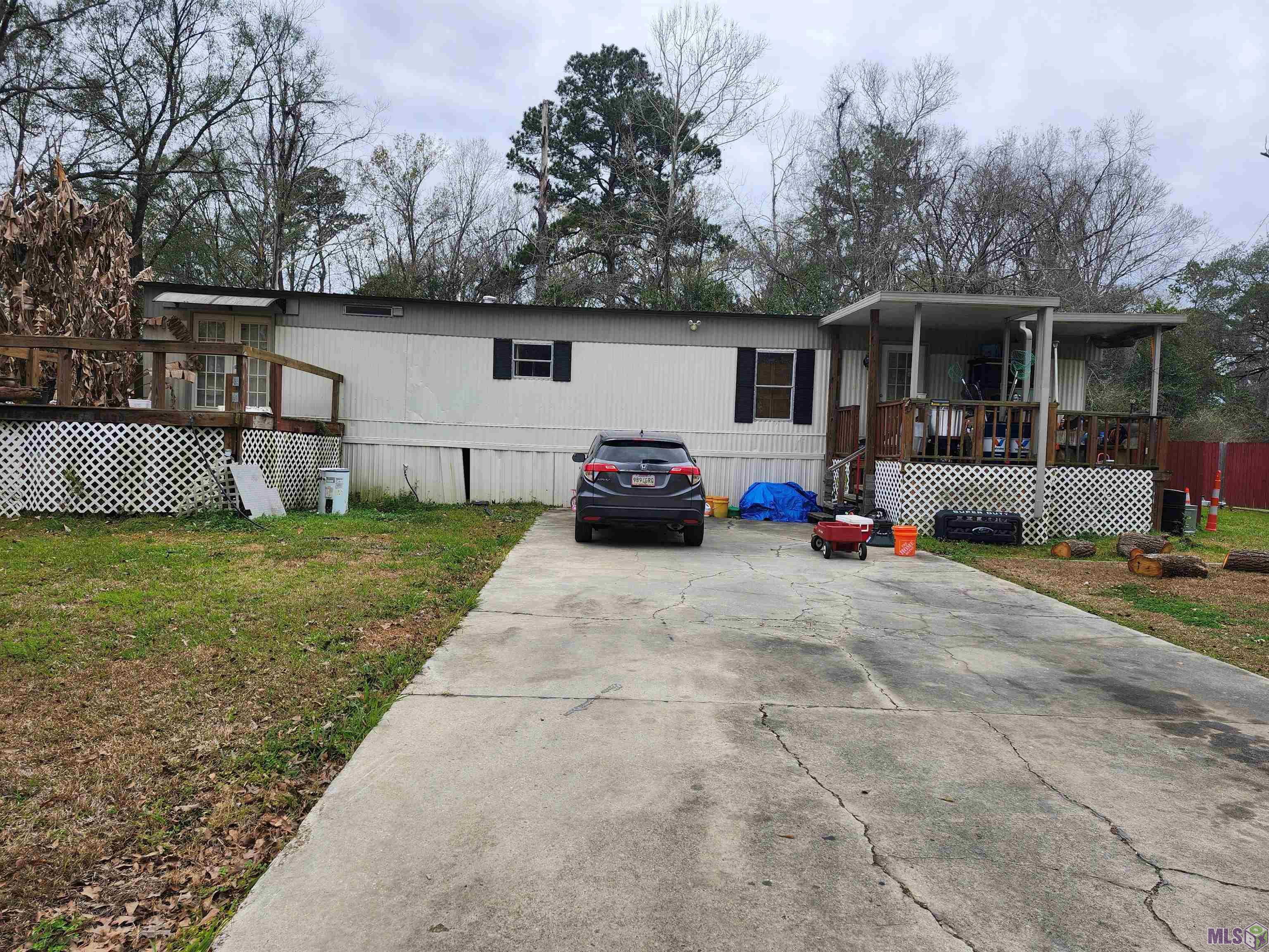 18705 Ducros Road Prairieville, LA 70769 - Photo 3 of 8