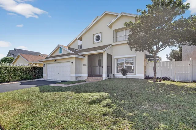$659,500 | 9710 Southwest 9th Court, Pembroke Pines, FL 33025