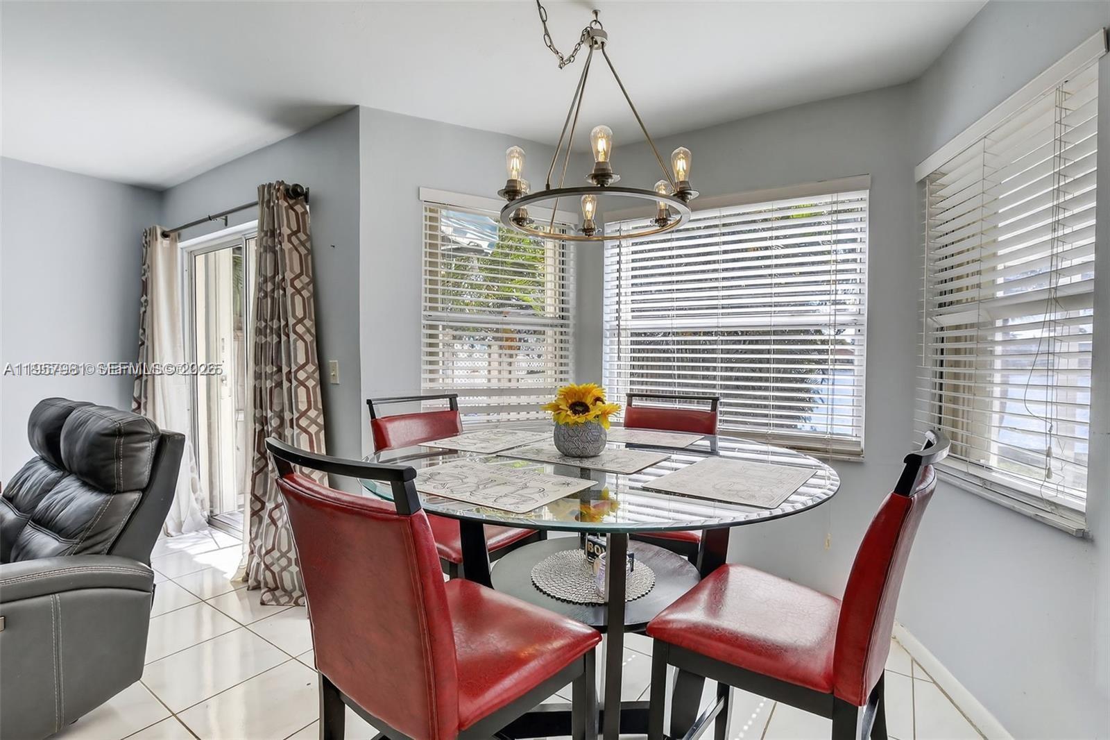 9710 Southwest 9th Court Pembroke Pines, FL 33025 - Photo 12 of 38