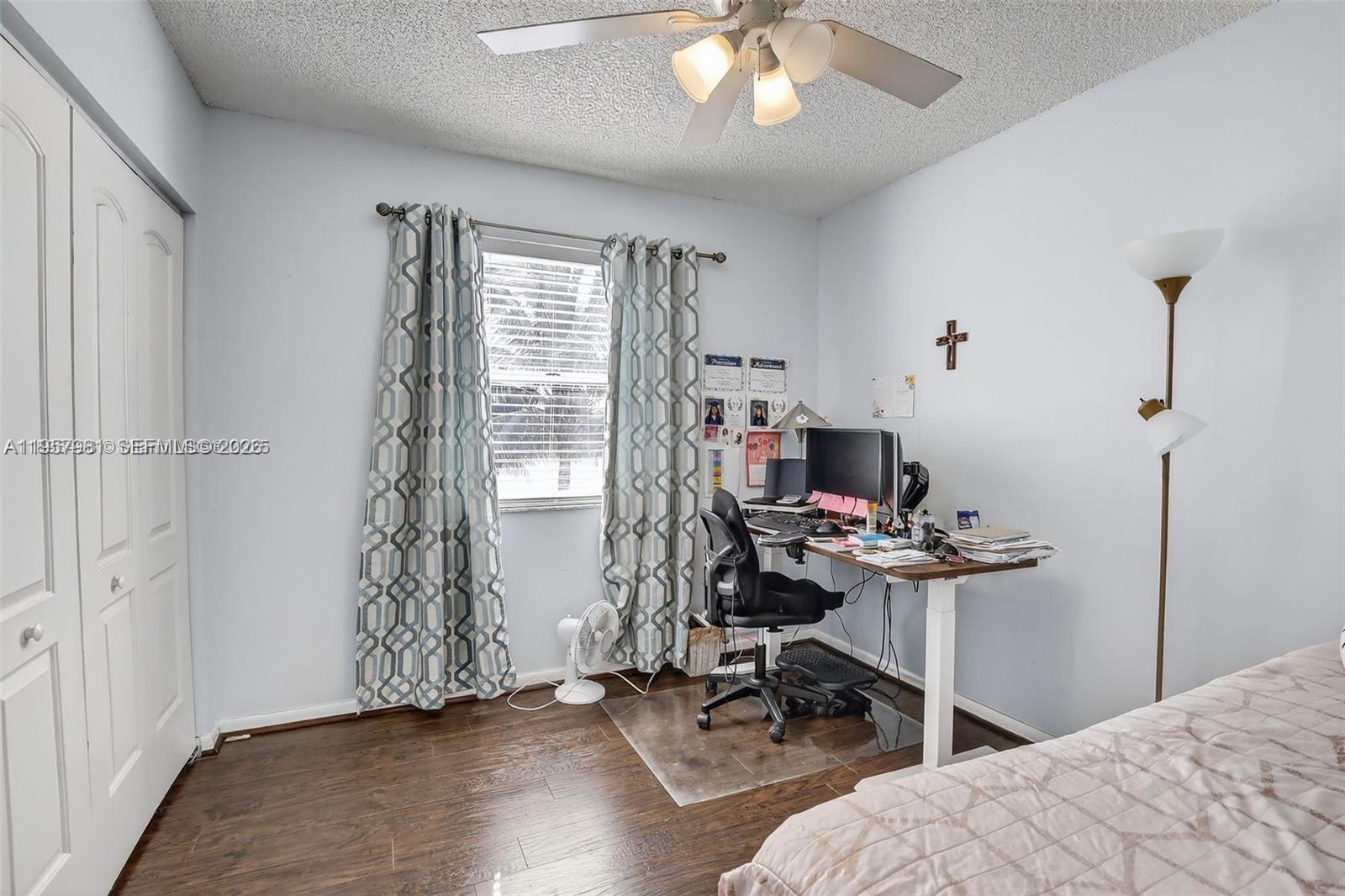 9710 Southwest 9th Court Pembroke Pines, FL 33025 - Photo 16 of 38