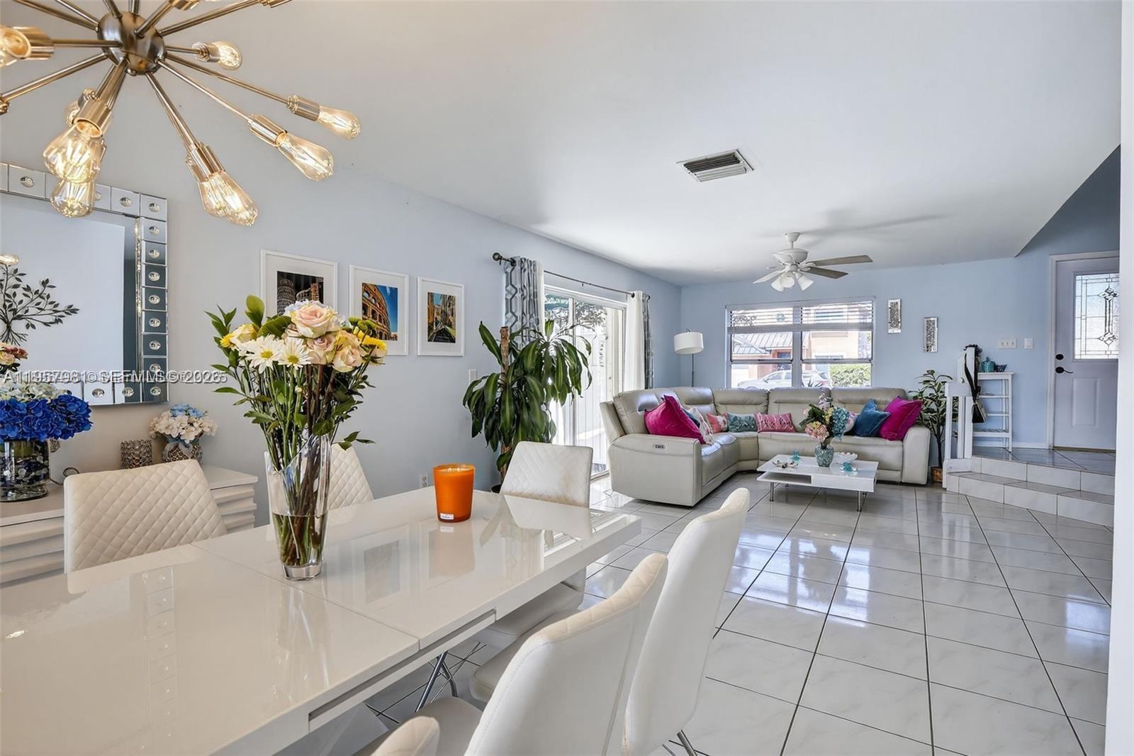 9710 Southwest 9th Court Pembroke Pines, FL 33025 - Photo 7 of 38