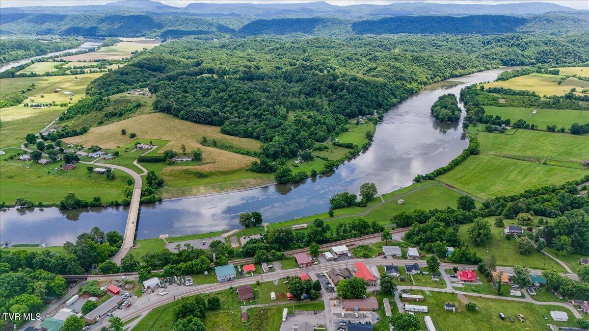 117 Ridge Street Surgoinsville, TN 37873 - Photo 46 of 47 45-DJI_20260527130238_0647_D-HDR