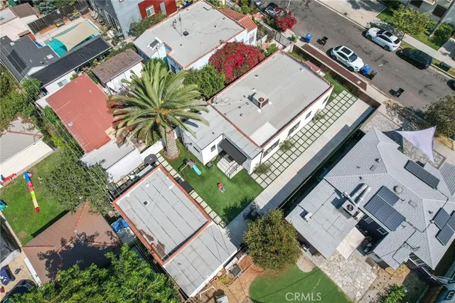 $1,675,000 | 3345 Oakhurst Avenue, Los Angeles, CA 90034