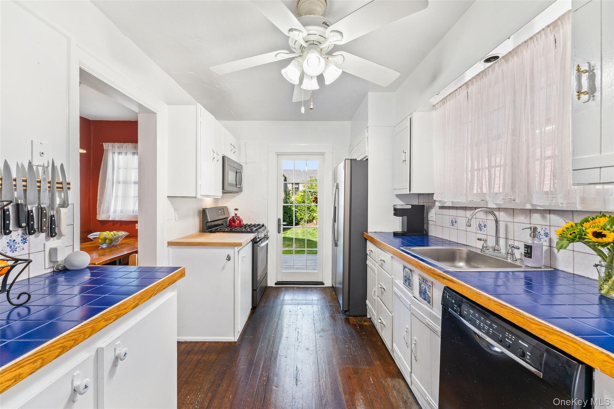 204 Chittenden Avenue Tuckahoe, NY 10707 - Photo 10 of 26