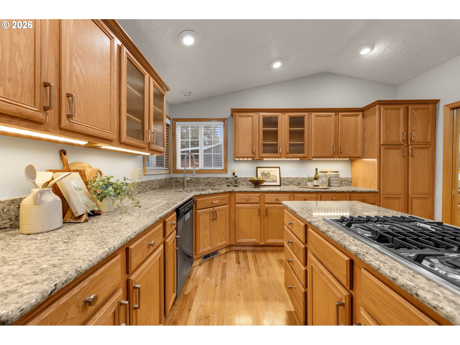 14811 Southeast Graham Road Vancouver, WA 98683 - Photo 12 of 34