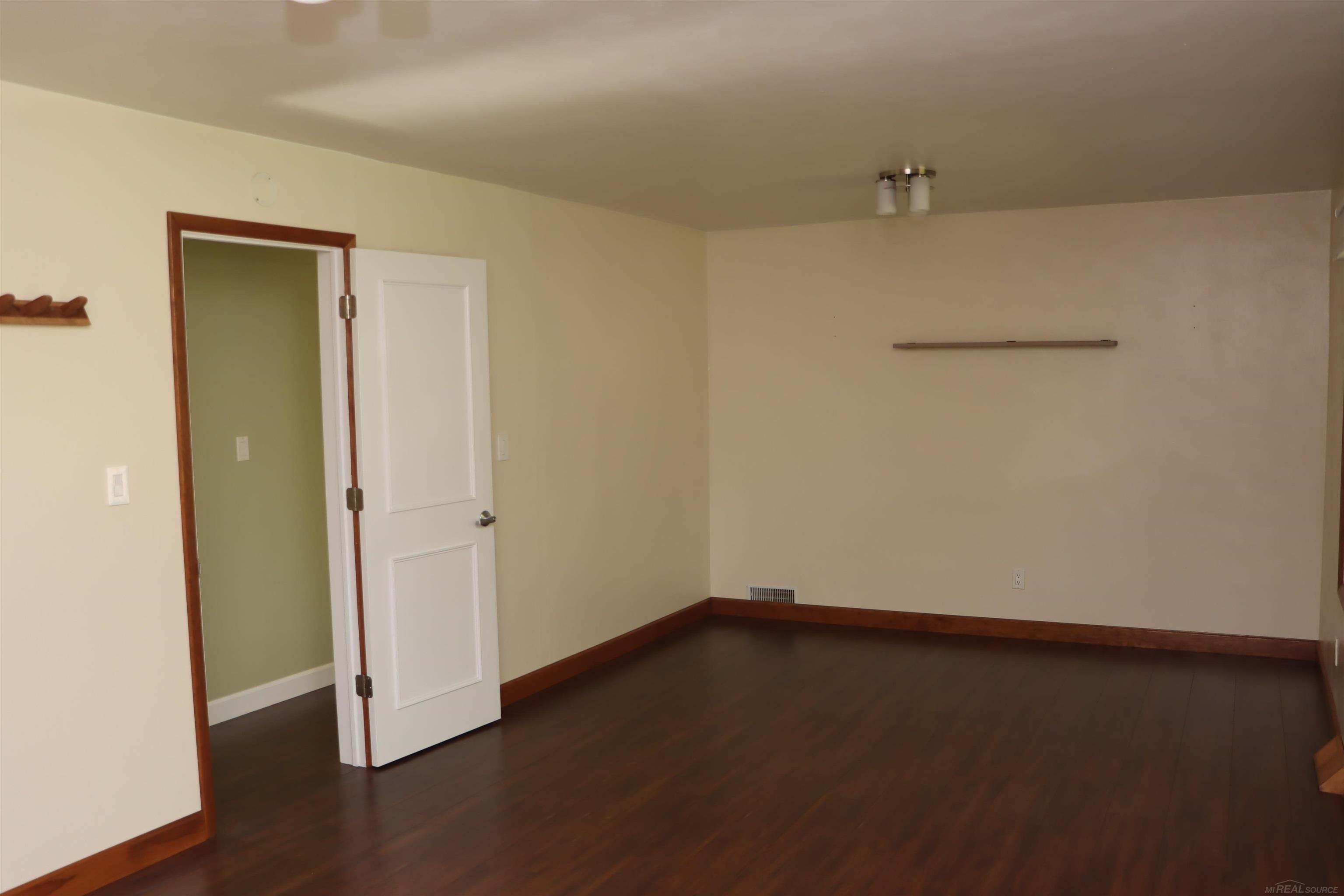 8549 Oakside Street Portage, MI 49002 - Photo 27 of 39