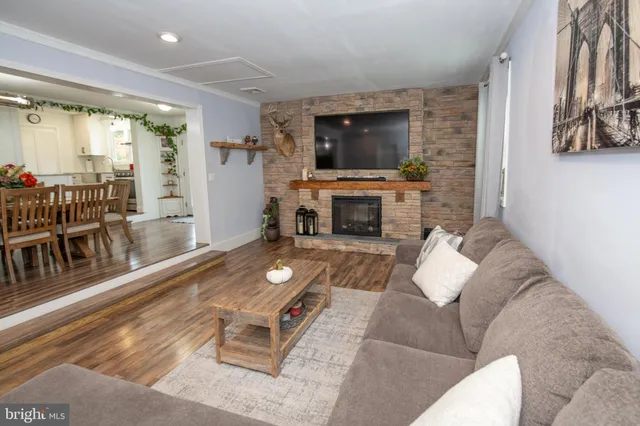 $499,900 | 1309 Clyde Road, Warminster, PA 18974