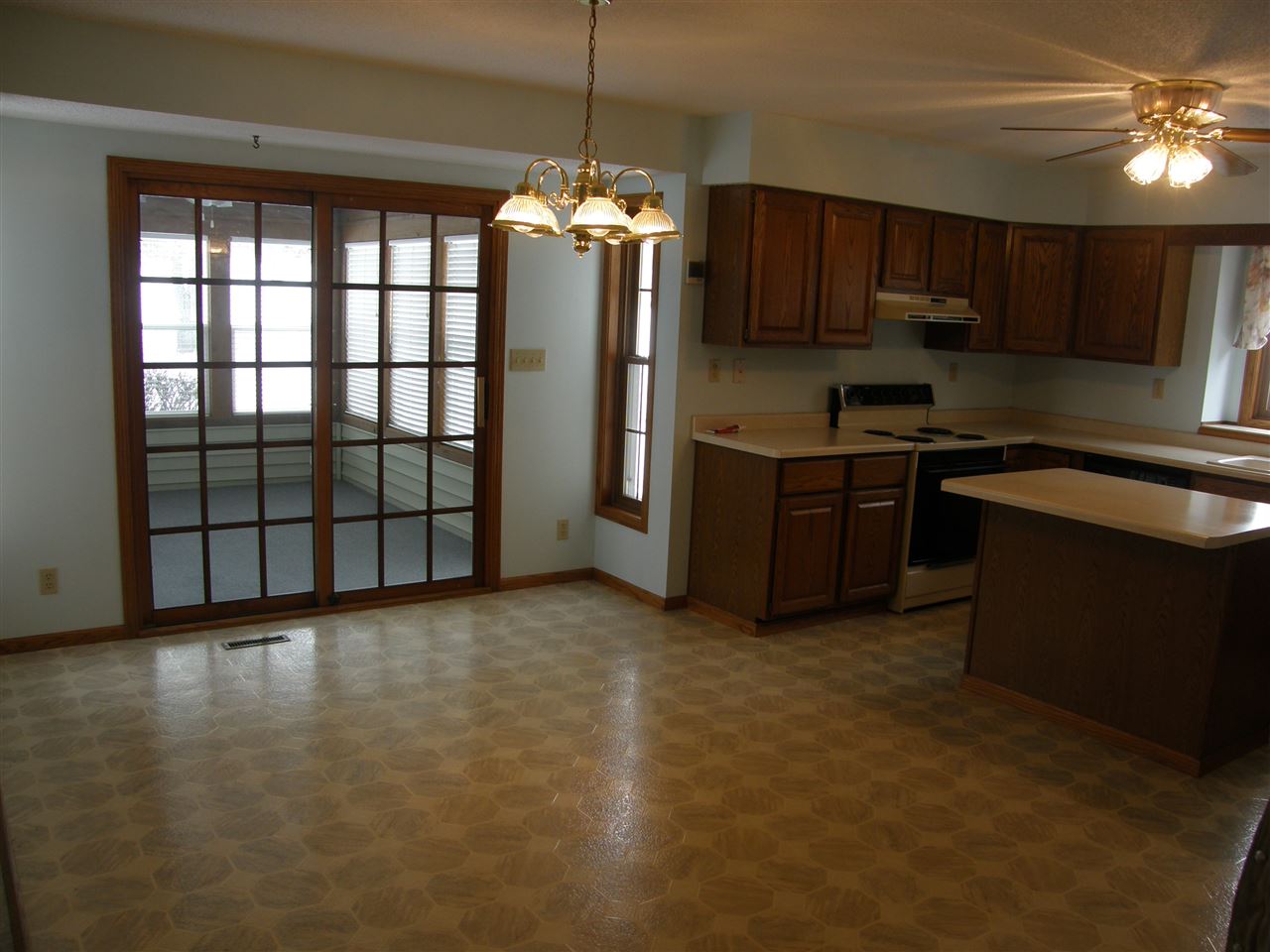 1002 Lake Summerset Road Lake Summerset, IL 61019 - Photo 8 of 14 Gallery Image 8