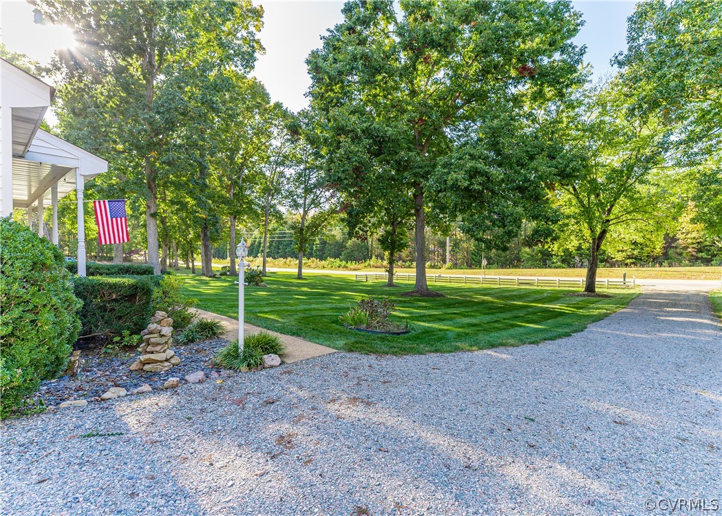 2901 Three Bridge Road Powhatan, VA 23139 - Photo 2 of 40 Gallery Image 2