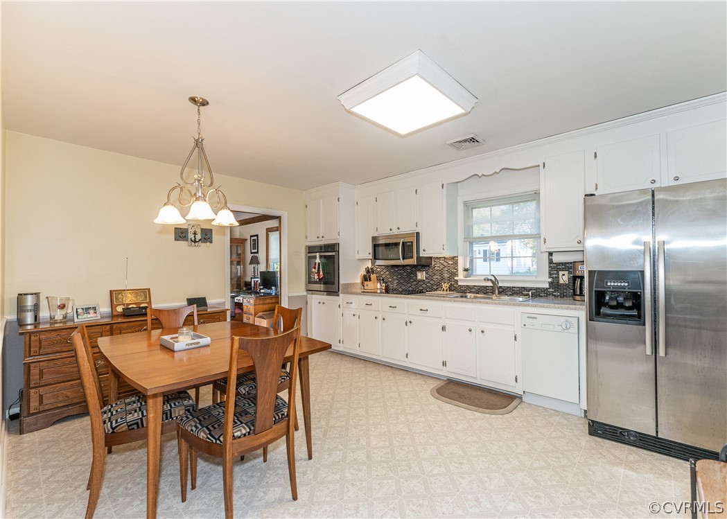2901 Three Bridge Road Powhatan, VA 23139 - Photo 8 of 40 Gallery Image 8