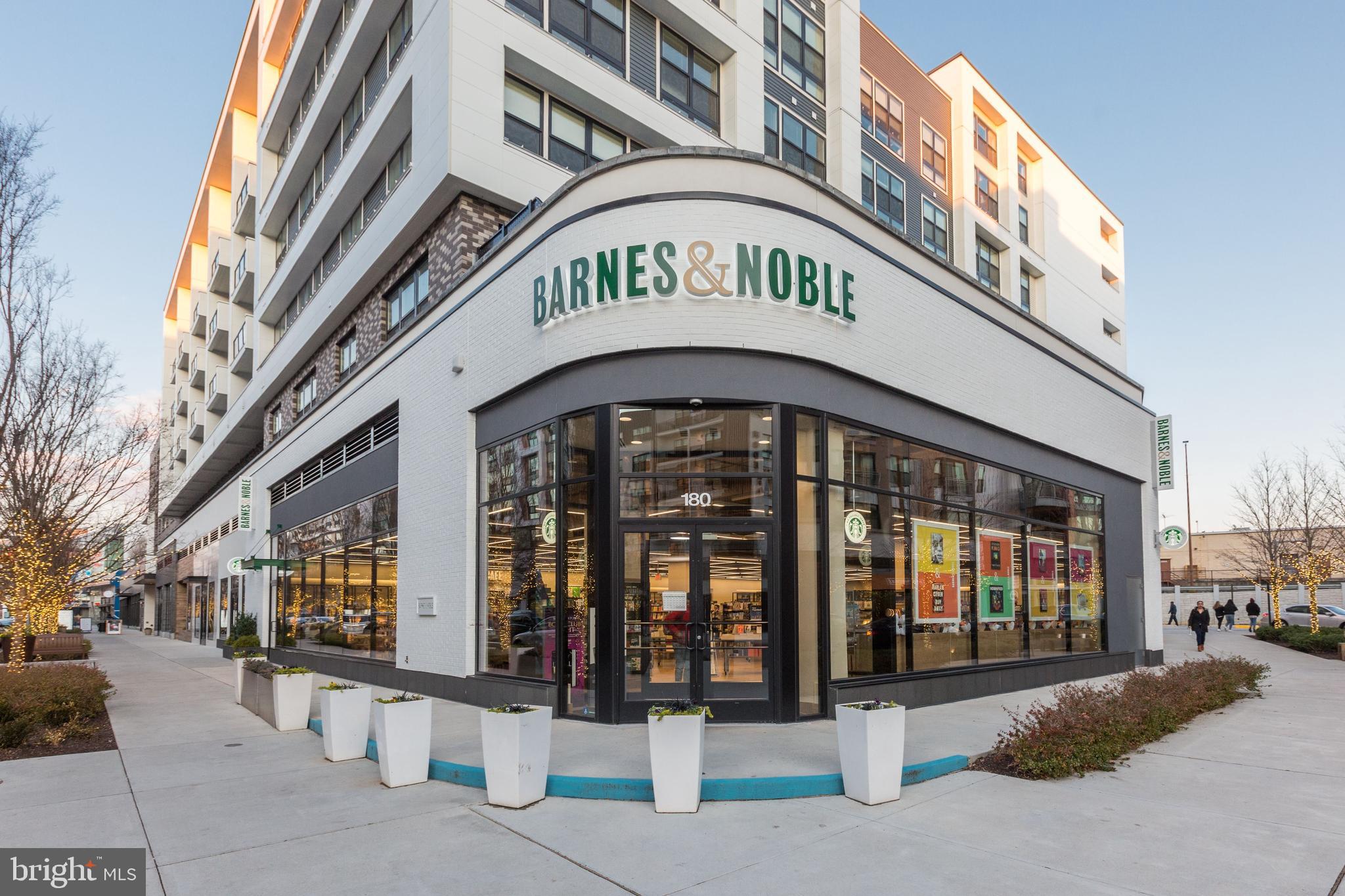 2858 New Providence Court Falls Church, VA 22042 - Photo 42 of 62 a front view of a building with street