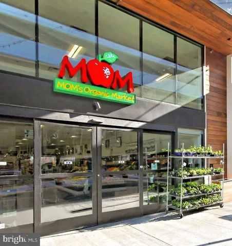 $2,800 | 2858 New Providence Court, Falls Church, VA 22042