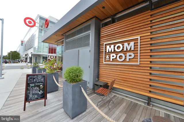 $2,800 | 2858 New Providence Court, Falls Church, VA 22042