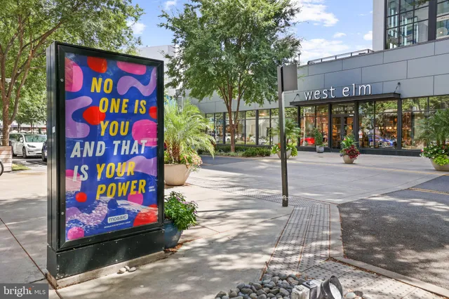 $2,800 | 2858 New Providence Court, Falls Church, VA 22042