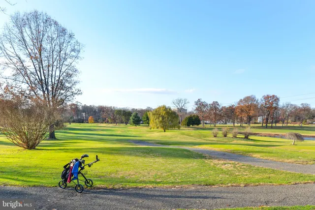 $2,800 | 2858 New Providence Court, Falls Church, VA 22042