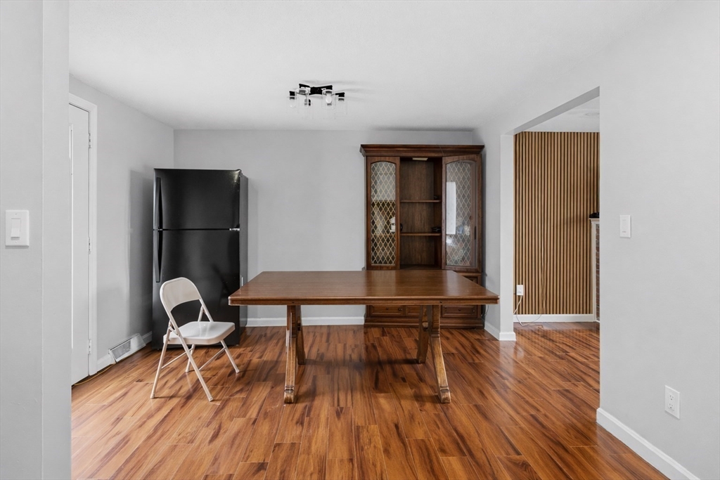 36 Kalmia Road Holbrook, MA 02343 - Photo 4 of 19
