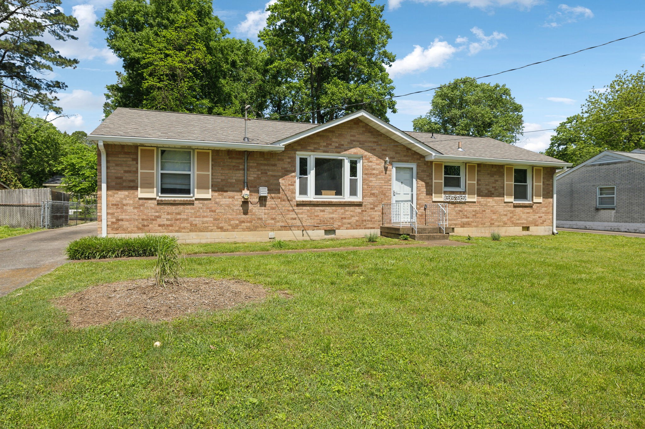 306 Elysian Fields Road Nashville, TN 37211 - Photo 2 of 20