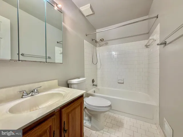 $3,500 | 10145 Village Knolls Court, Oakton, VA 22124