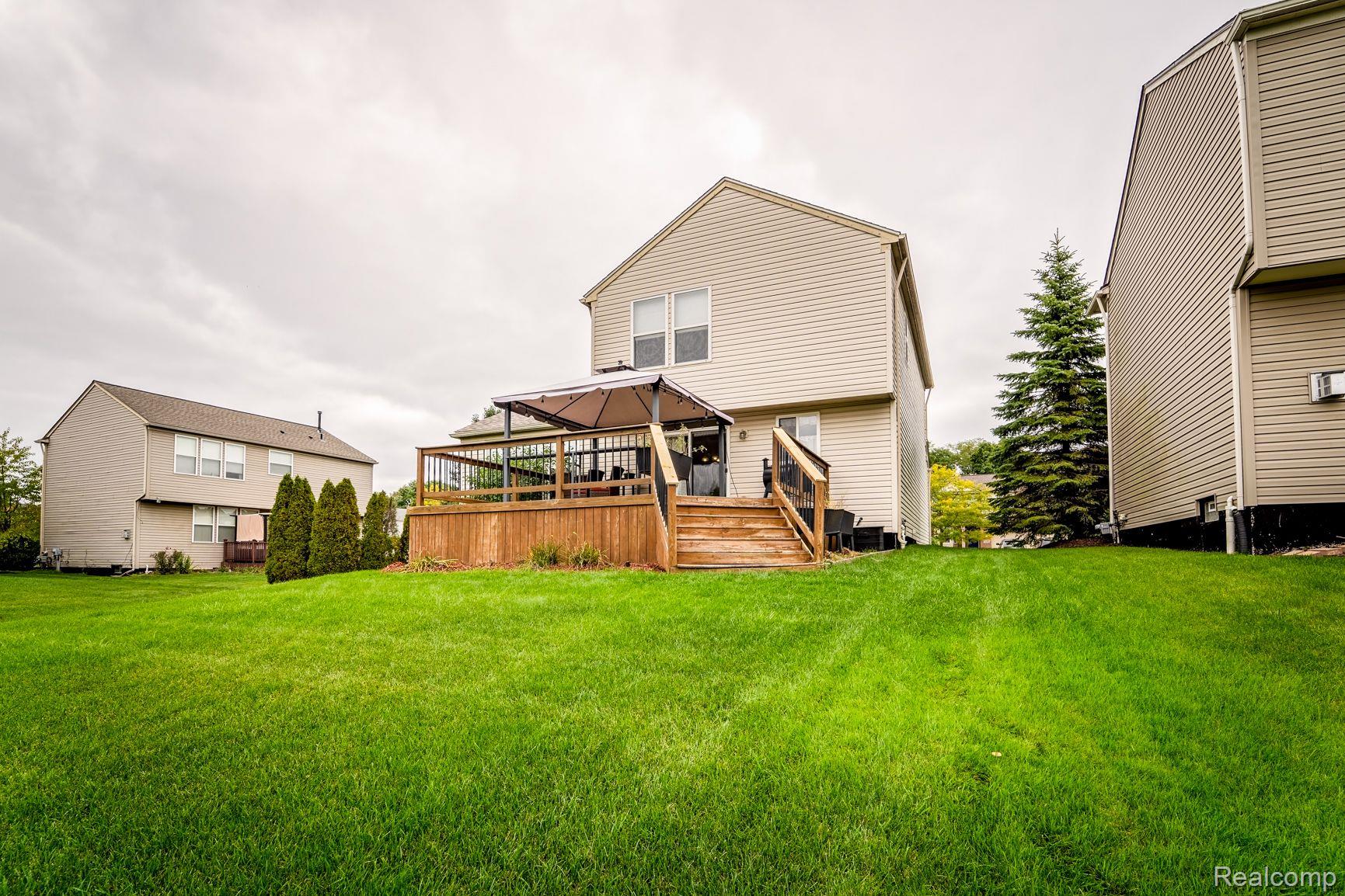 1072 Callaway Court Howell, MI 48843 - Photo 32 of 46 Gallery Image 32